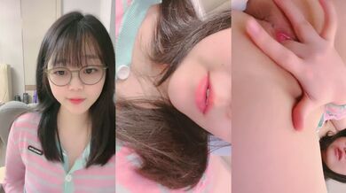 甜美眼镜美少女桃子！极品大肥臀超诱人！4小时激情不断，手指扣弄粉穴，抖动完美大屁股